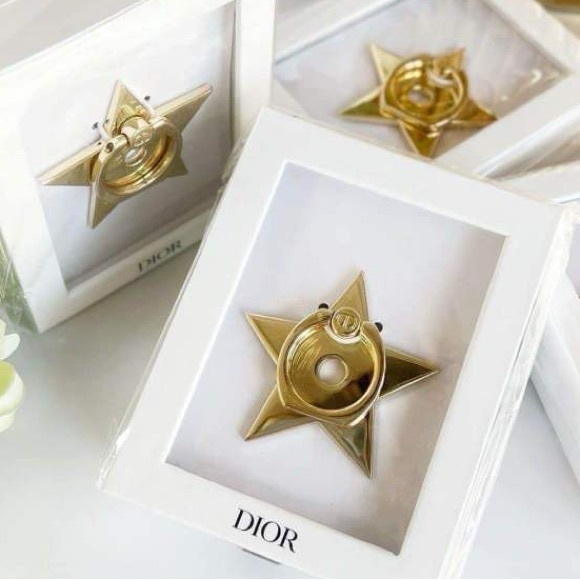 NIB Dior Gold Star Smartphone Ring - Picture 2 of 5